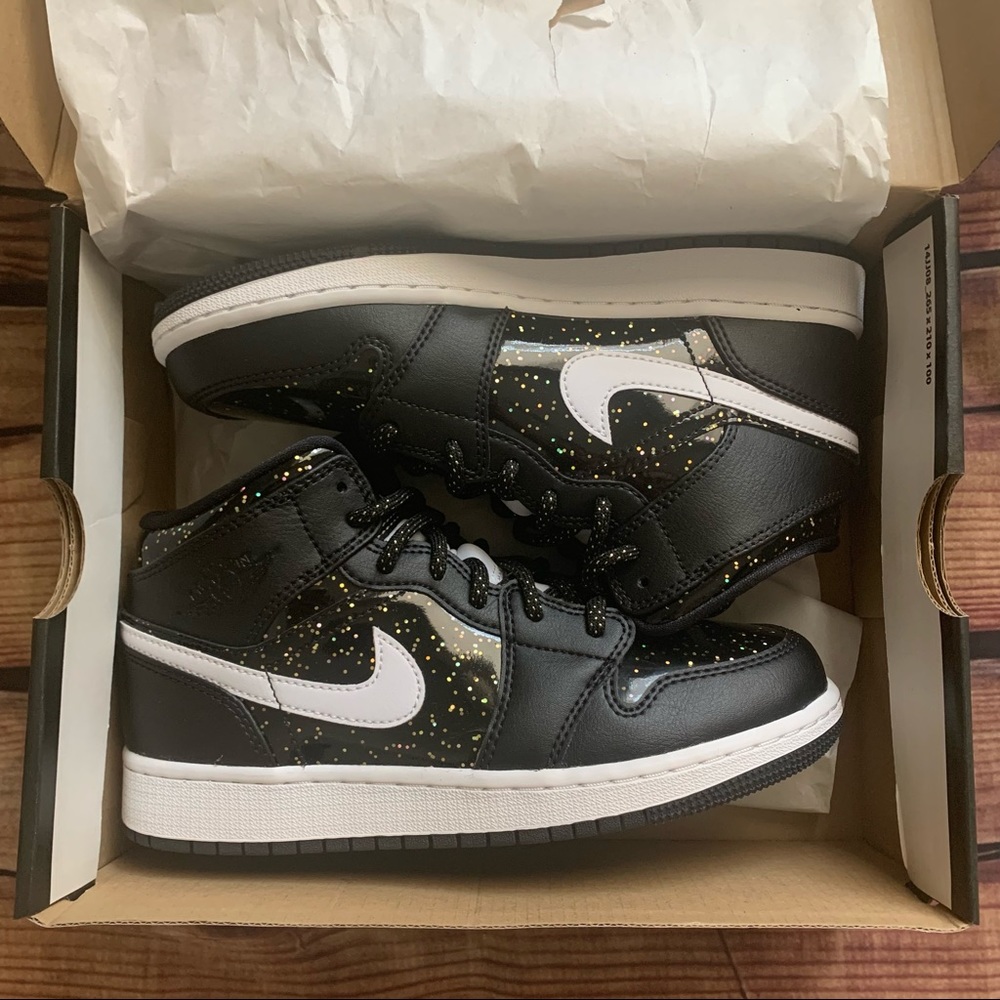 Air Jordan 1 Mid Se (GS)